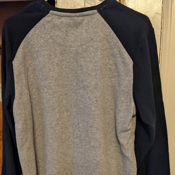 Men's Long Sleeve Pajama Top Bundle (Medium, Hurley + Livergy) - Picture 10 of 11